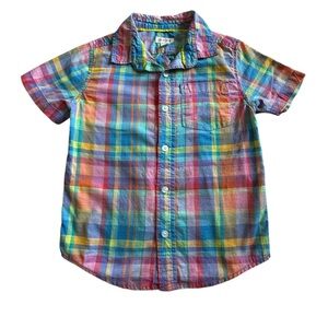 Boys size XS 4/5 short sleeve button-up poplin
